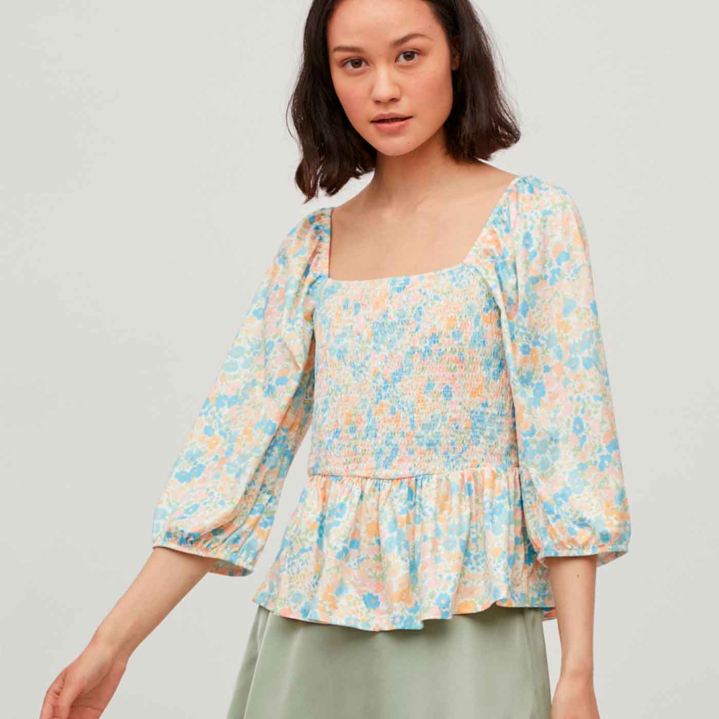 VILA - BLUSE - FLOWY SMOCK 14075606 - FLORAL